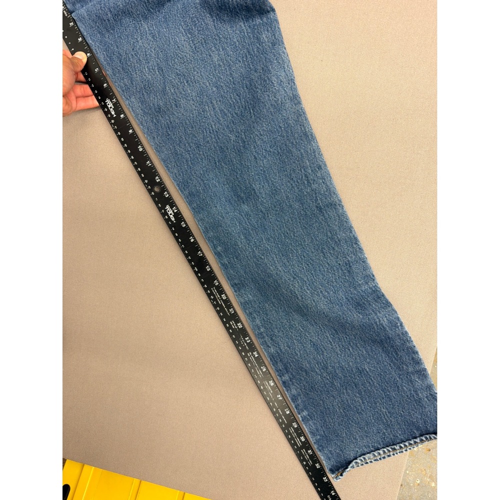 Levis 501 Original Fit Mens Jeans Medium Wash Blue Denim Button Fly 33x34 - Picture 5 of 10